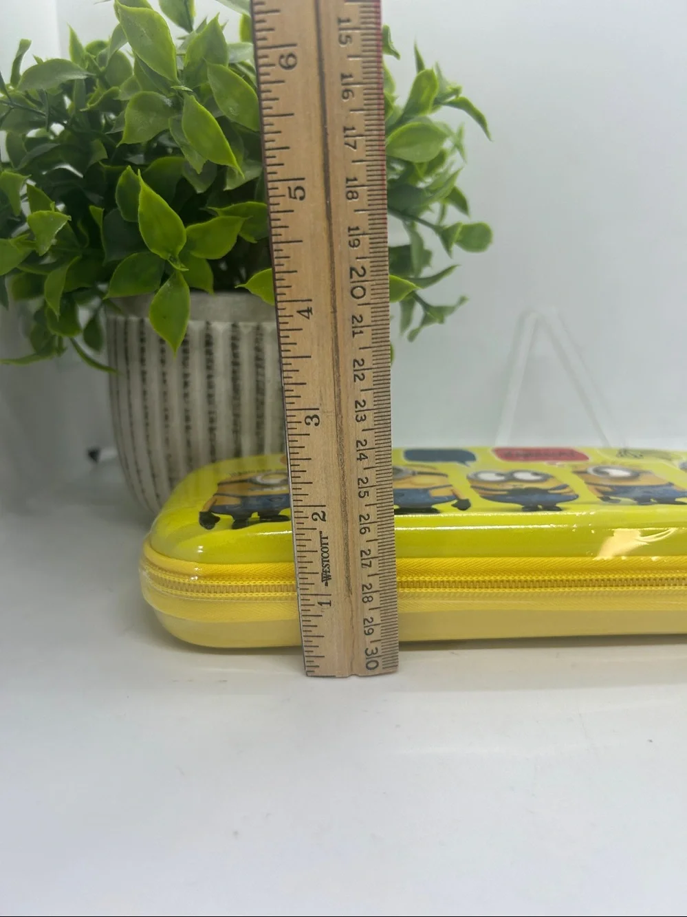 Yellow Minions character zippered pencil case graphics of various Minions.NWT